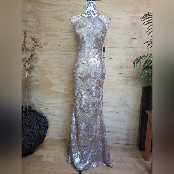 Occasion formal dress - Picture 2 of 10